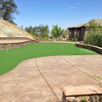 Artificial Turf Holland, Michigan Putting Greens, Beautiful Backyards