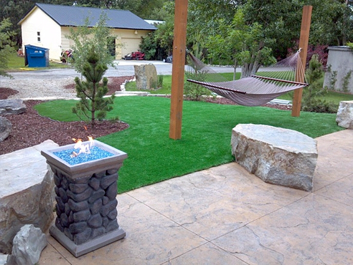 Best Artificial Grass Breckenridge, Michigan Lawns, Front Yard Landscaping